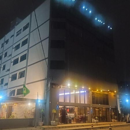Village Plaza Hotel Барбасена Экстерьер фото